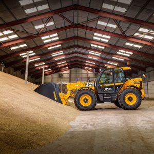 JCB-560-80-4-300x300-1.jpg